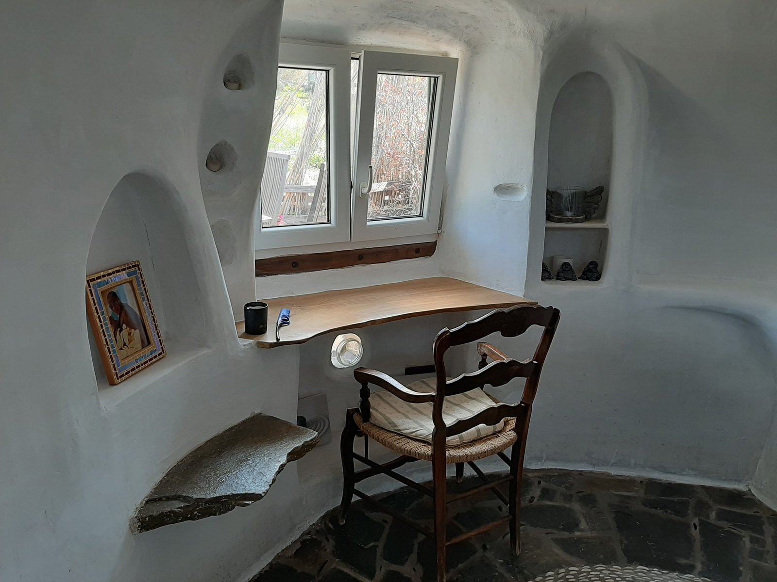 90516985_2896860843735625_588576459908448256_n