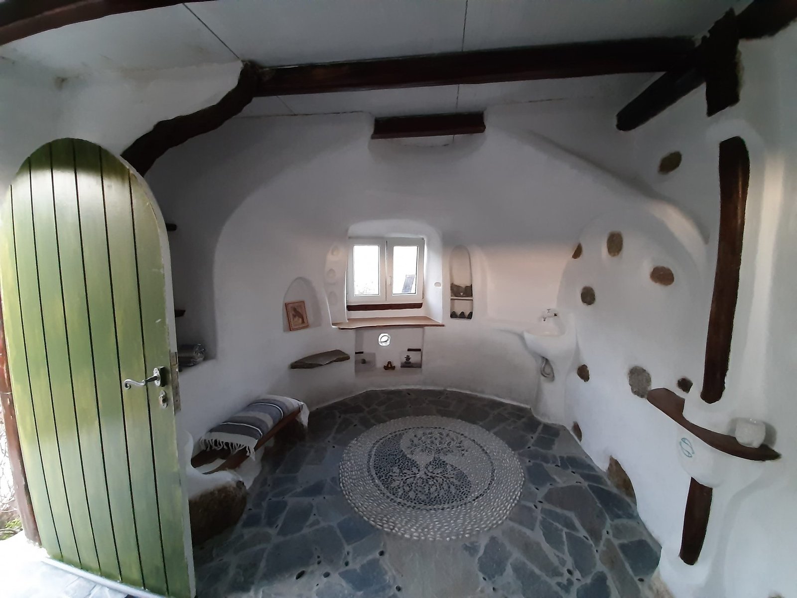 90608945_2896851567069886_8737635566666907648_n